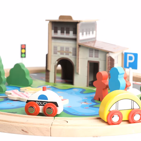 Trilho de trem de madeira 39PCS Conjunto ferroviário de madeira para crianças Trilho de trem de madeira